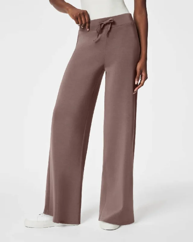 Airessentials Wide Leg Pants In Mauve