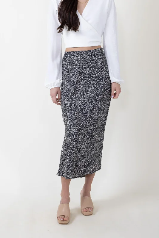 Ditsy Floral Midi Skirt for Women in Black | 71063-BLACK