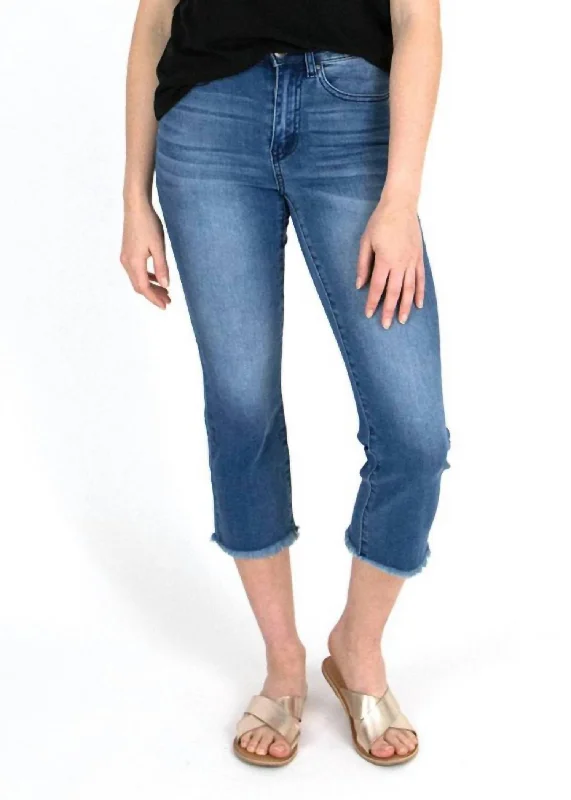 Crop Flare Jegging In Mid Wash